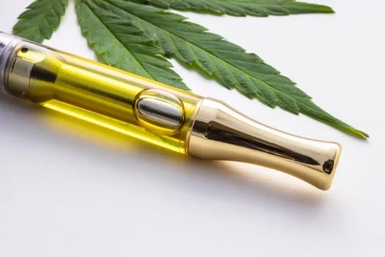 CBD Buds and Oil – A Look at CBD for Vapers