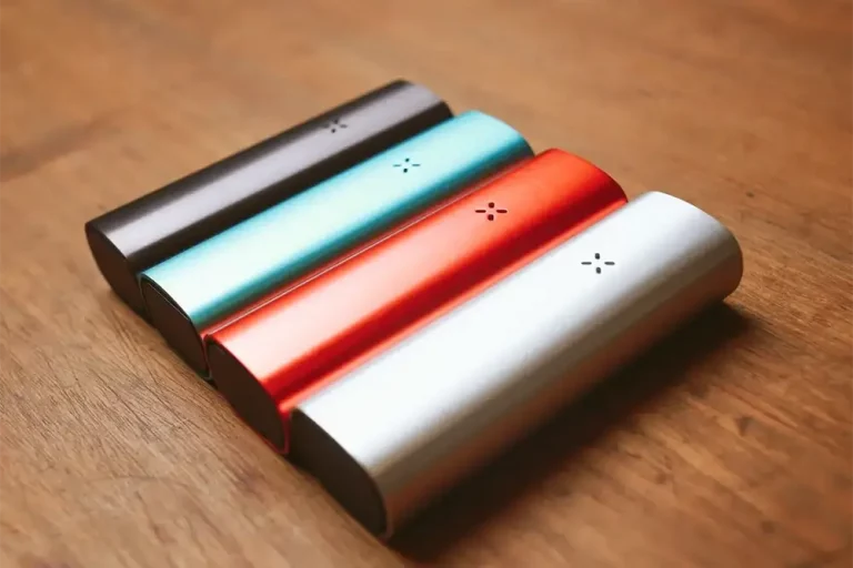 How To Use The PAX 2 Vaporiser