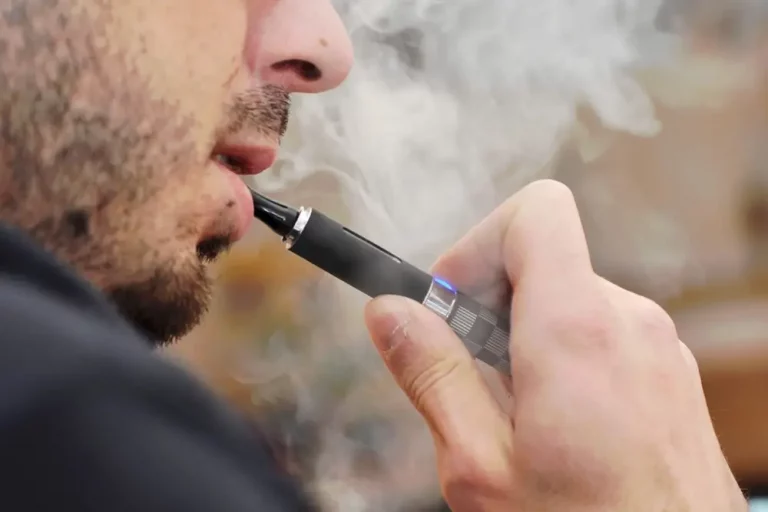 Debunking Vaping Myths: Separating Fact from Fiction