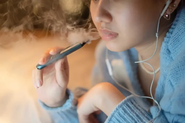 Vaping for Stress Relief: Can E-Cigarettes Help Manage Anxiety?