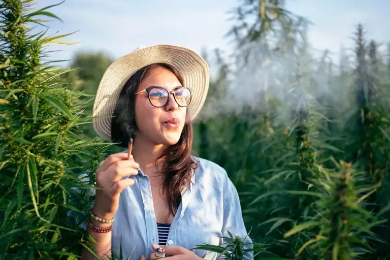 CBD Vaping for Stress Relief: How Cannabidiol Can Help Relaxation and Anxiety