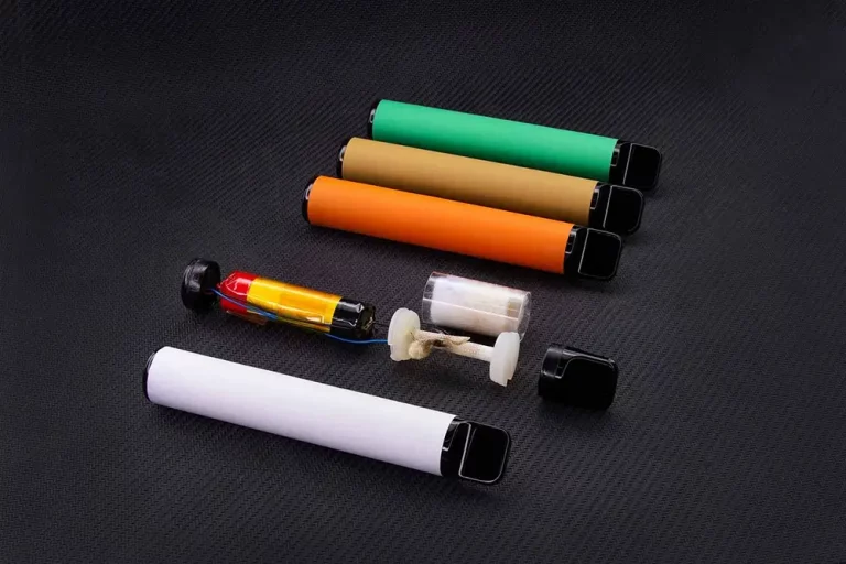 Disposable Vapes: The Convenient Choice for On-the-Go Vaping
